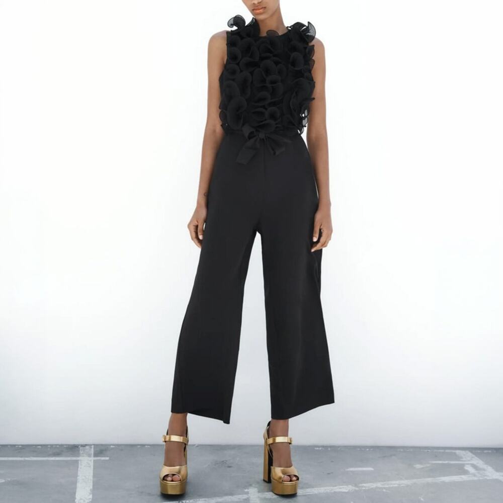 Zara Black Textured Crepe Floral Appliqué Jumpsuit NWT NEW Size XS - Picture 1 of 5